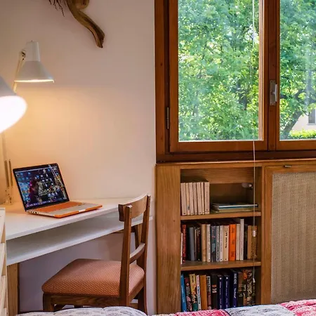 Casa Peroschi Менаджо