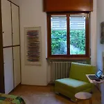 Bed & Breakfast Casa Peroschi 3*
